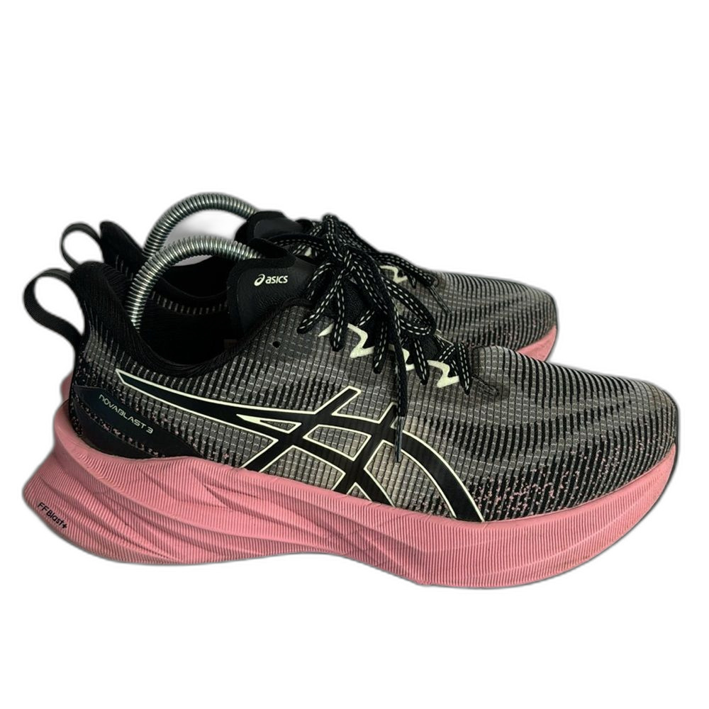 ASICS Novablast 3 LE Women's Athletic Running Shoes Black Pink Rave Size 9.5 - Picture 4 of 10